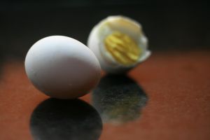 De ce trebuie si de ce nu trebuie sa mancam oua