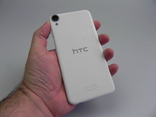 HTC Desire 820, partea spate