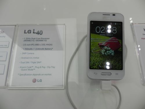 LG L40 Dual hands-on preview: un nou terminal din gama L accesibil (Retro MWC 2014 - Video)