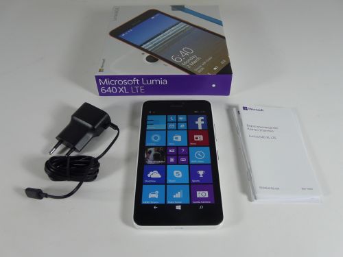 Microsoft Lumia 640 XL LTE Unboxing