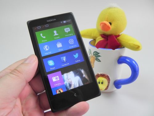 Nokia X review (dual SIM): un experiment indraznet, dar nu neaparat un succes (Video)