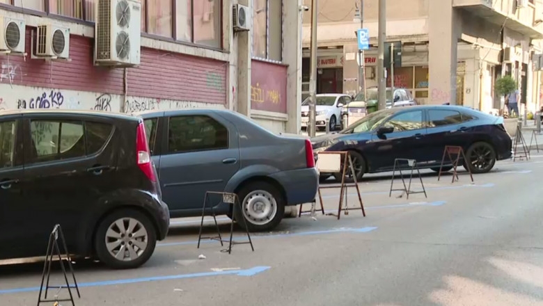 Cine sunt bugetarii privilegiați care pot parca gratuit pe locurile cu plată din centrul Bucureștiului | Digi24