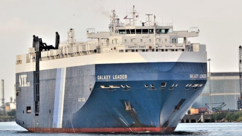 O navă cargo a fost capturată în Marea Roșie de rebelii houthi din Yemen. MAE: În echipajul aflat la bord s-ar afla un român | Digi24