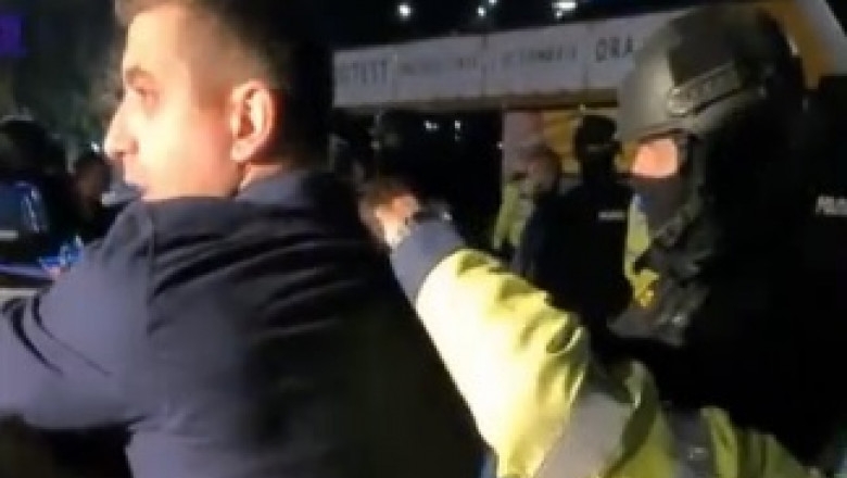 VIDEO Scandal în miez de noapte între George Simion și polițiști. Liderul AUR a ajuns la poliție | Digi24