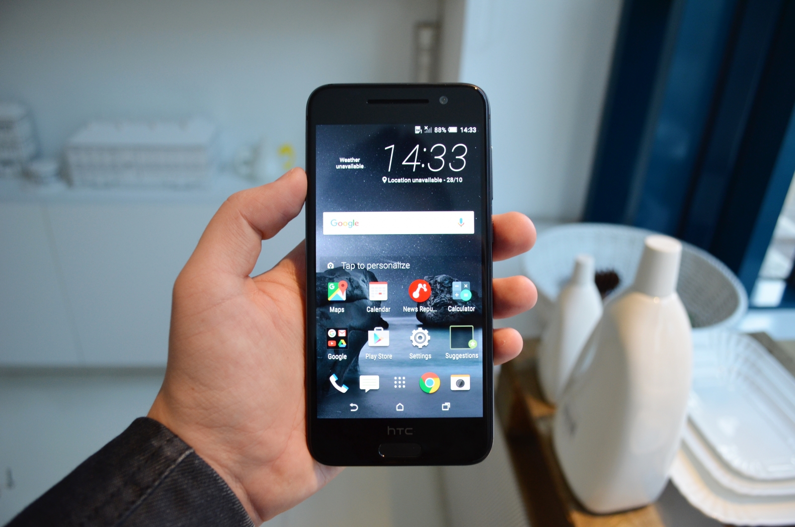 HTC România lanseaza pe plan local noul smartphone One A9; debuteaza în magazine de saptamâna viitoare