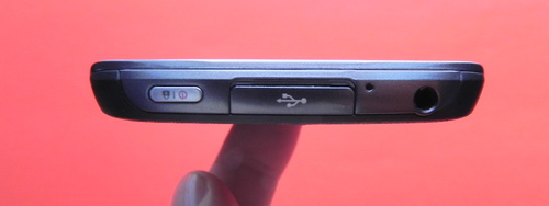 LG Optimus LTE P936 partea de sus