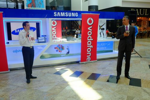 Samsung GALAXY Mega 6.3 in oferta Vodafone (Video)