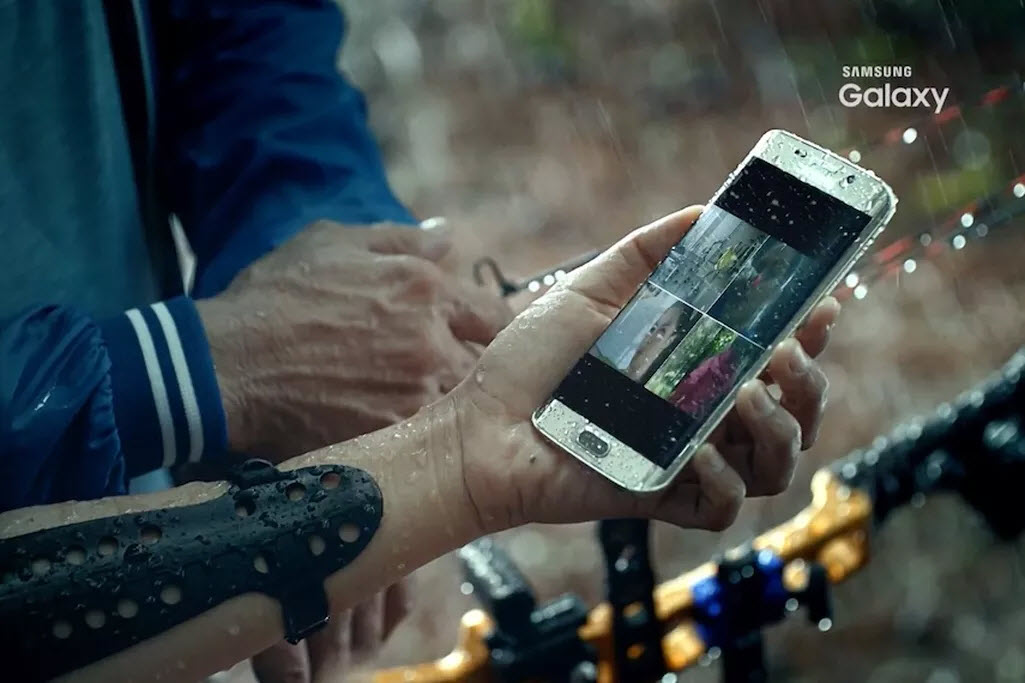 Samsung Galaxy S7 Edge primeste un clip promotional oficial, care confirma rezistența la apa si suportul pentru incarcare wireless (Video)