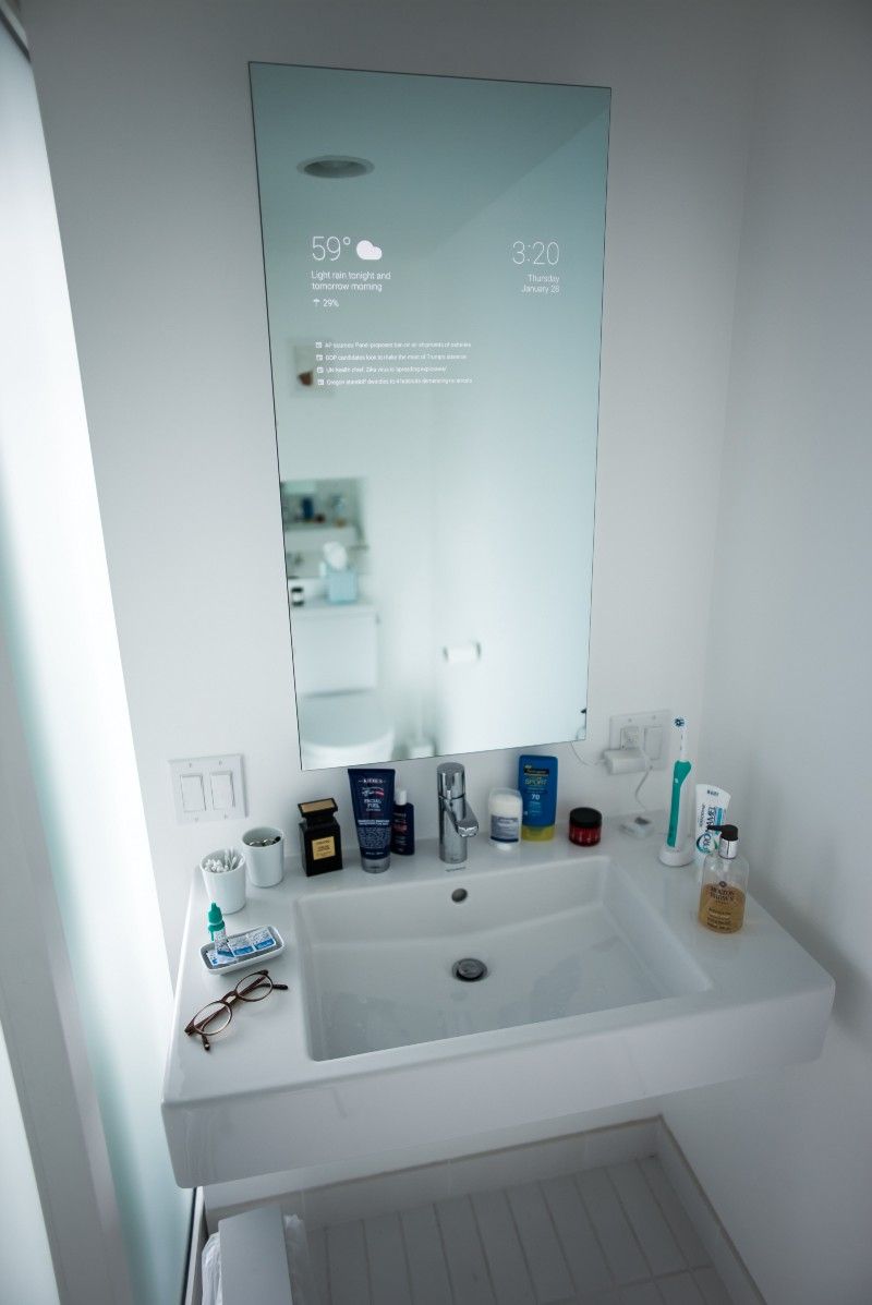 Un inginer Google a creat oglinda smart perfecta pentru baie, cu Android la bord